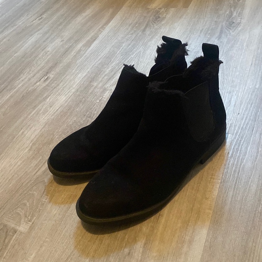 Short black suede booties size 38